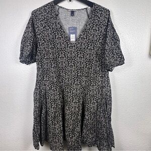 Universal Thread Women's Black Floral A-
Line Dress Short Sleeve XXL